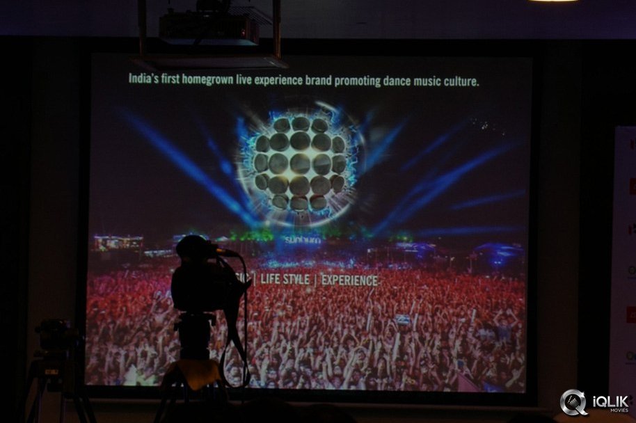 Rana-and-Jwala-Gutta-at-Maruthi-Suziki-Windsong-Festival